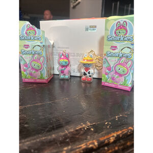 ORB Toys Charmlet Snarkies Cow Monster Key Chain Clip And Pink